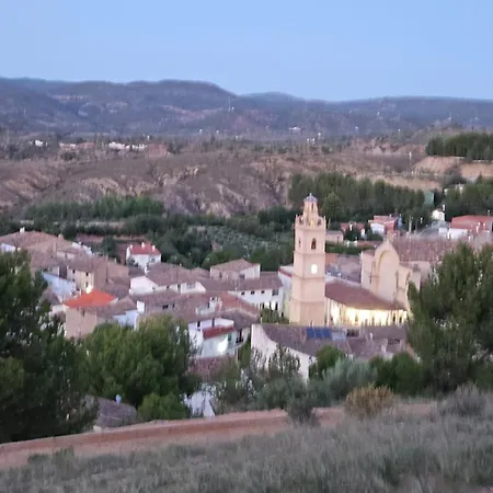 Casa Rustica Y Tranquila En Holiday home Zarra